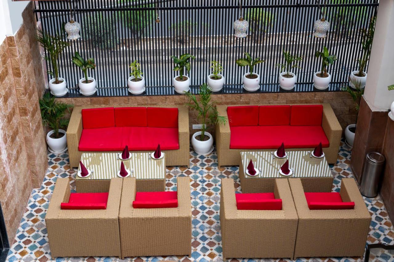 Hotel Classio Royale Amritsar Exterior photo