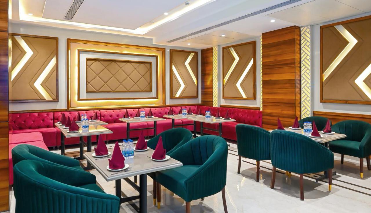 Hotel Classio Royale Amritsar Exterior photo
